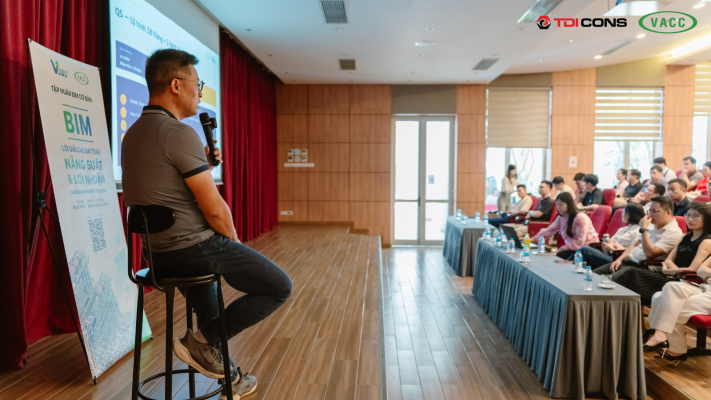Đại điện VBIM chia sẻ tại buổi tập huấn trên góc nhìn doanh nghiệp